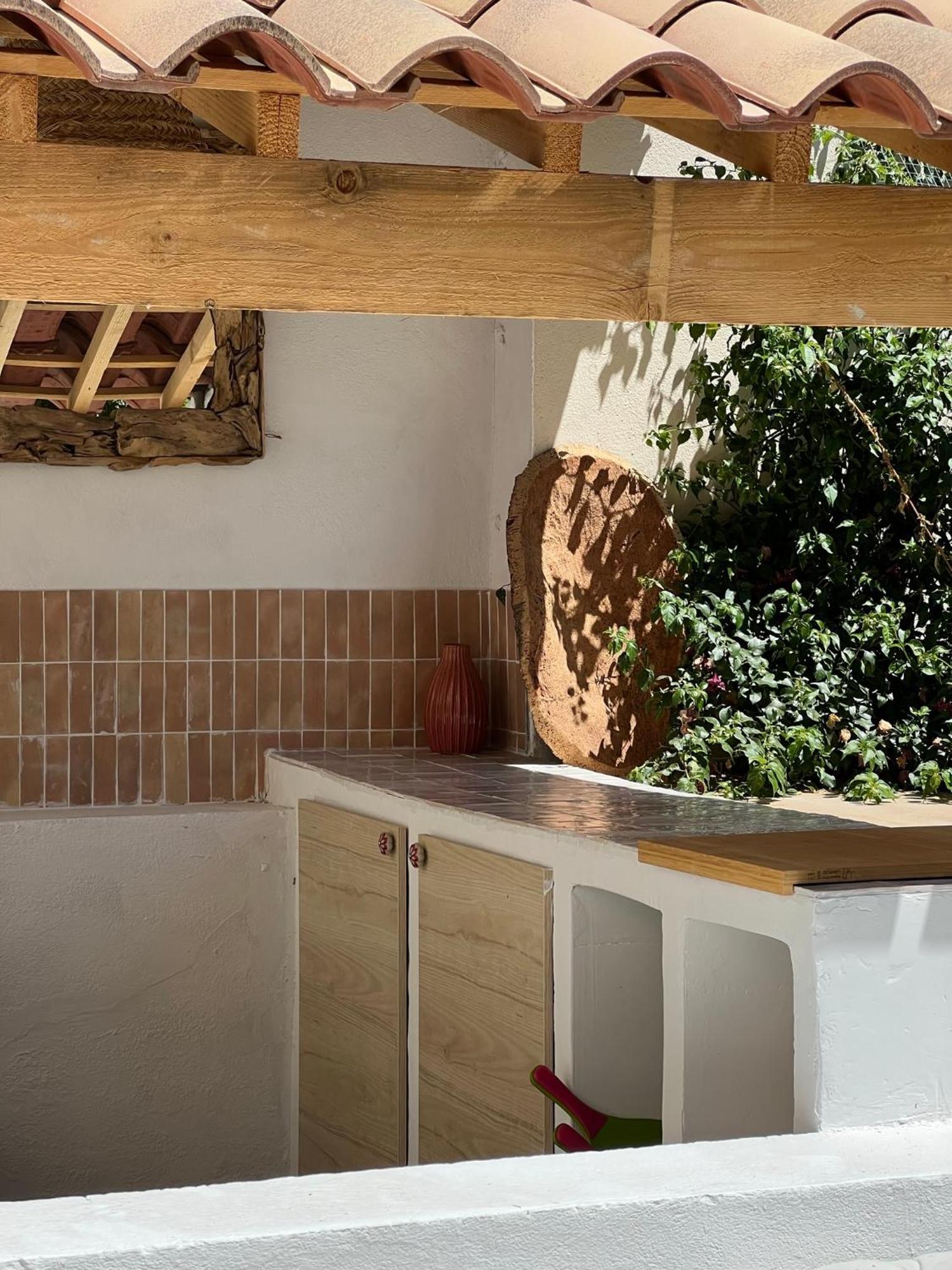 Casa Andrea Appartement Tout A Pied Avec Grand Jardin 滨海萨纳里 外观 照片